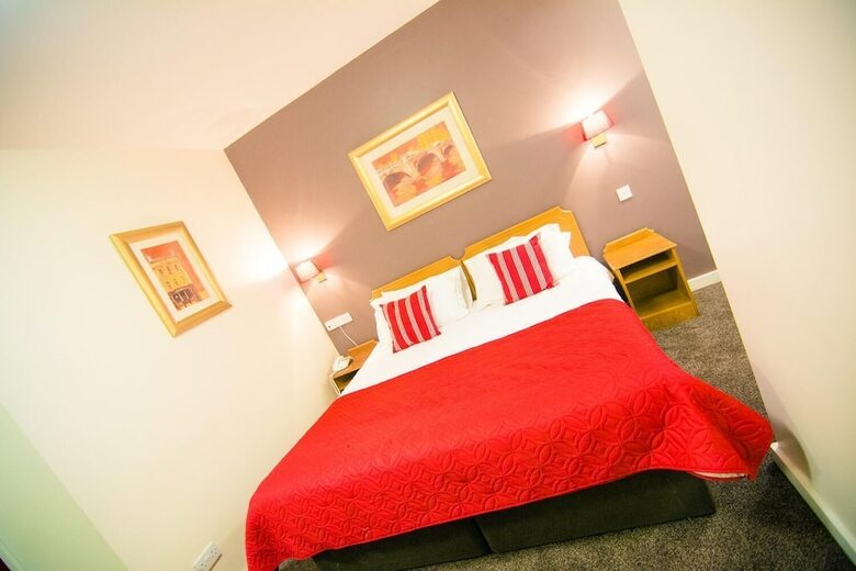The Ballymac Hotel