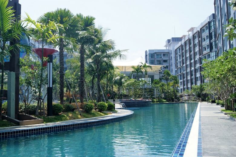 Dusit Grand Park By Lurii