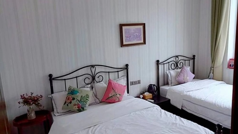 Hostal Time Inn Old Town Branch