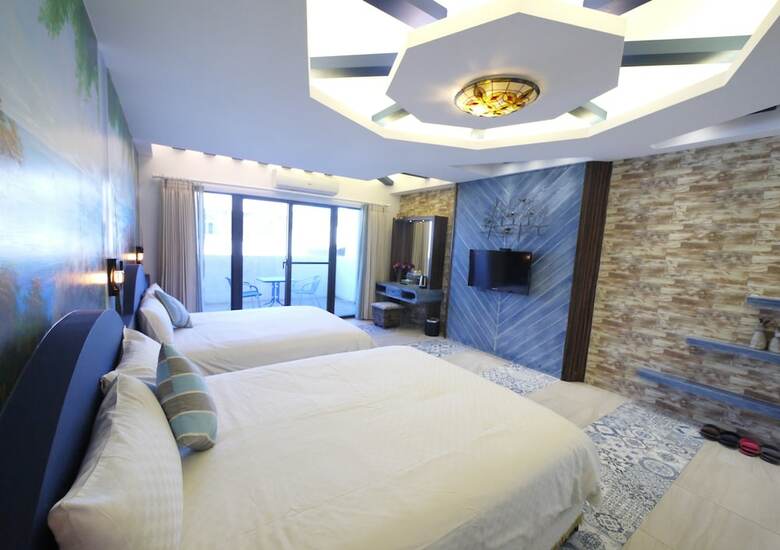 Bed & Breakfast Missing The Sea