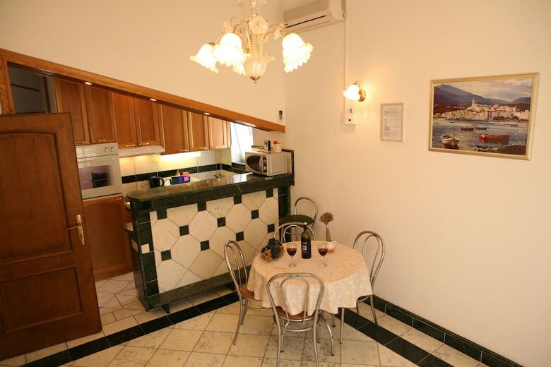 Apartamentos Sea Front Stone House
