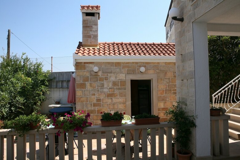 Apartamentos Sea Front Stone House