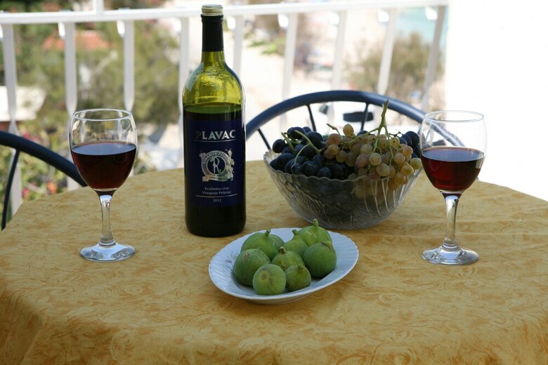 Apartamentos Sea Front Stone House