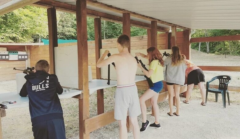 Camping Du Bois De Reveuge