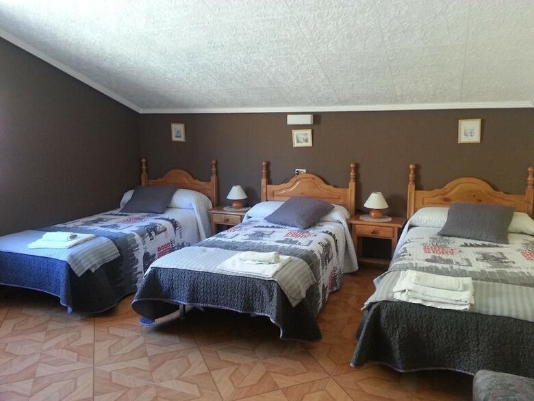 Hostal La Collada De Aralla