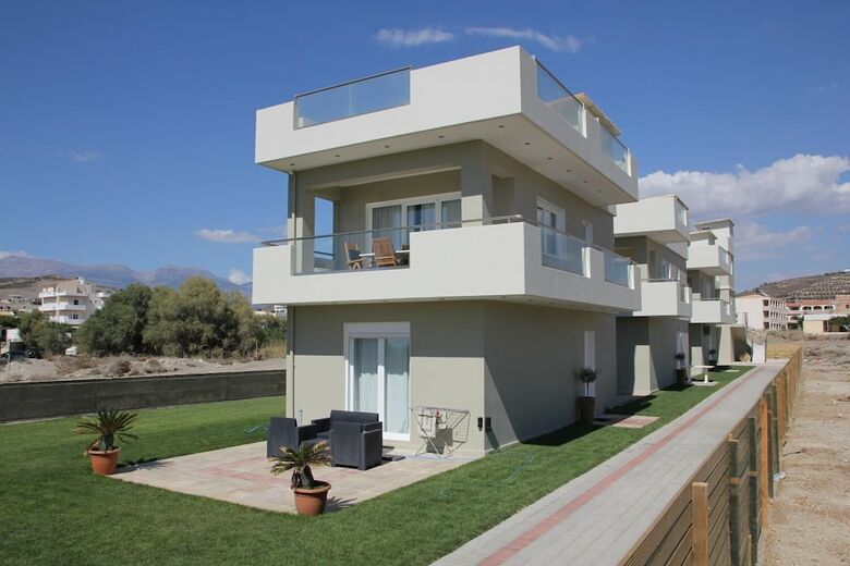 Apartamentos Holiday Luxury Villas