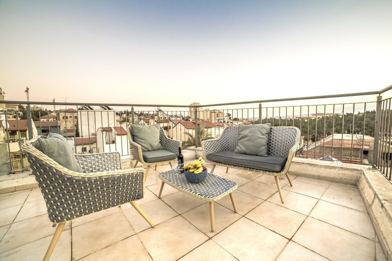 Ji Apartments (jonathan Hotel Chain)