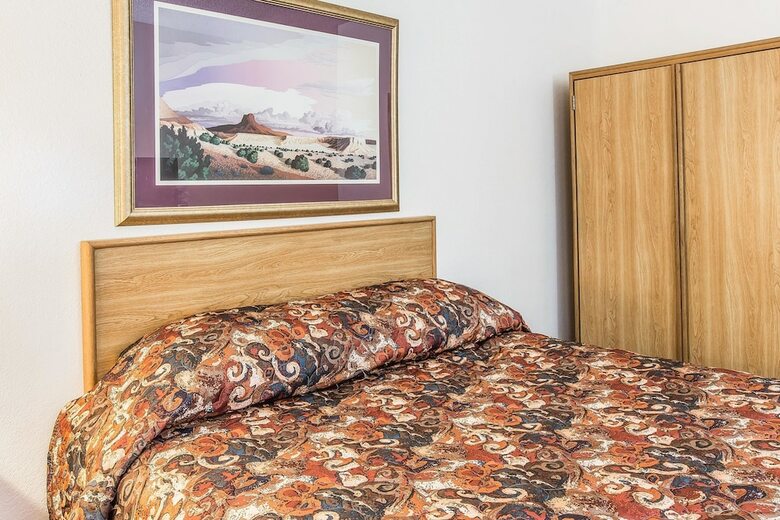 Hotel Rodeway Inn