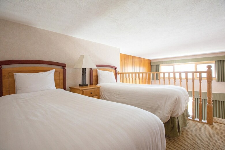 Posada Fairmont Hot Springs Resort