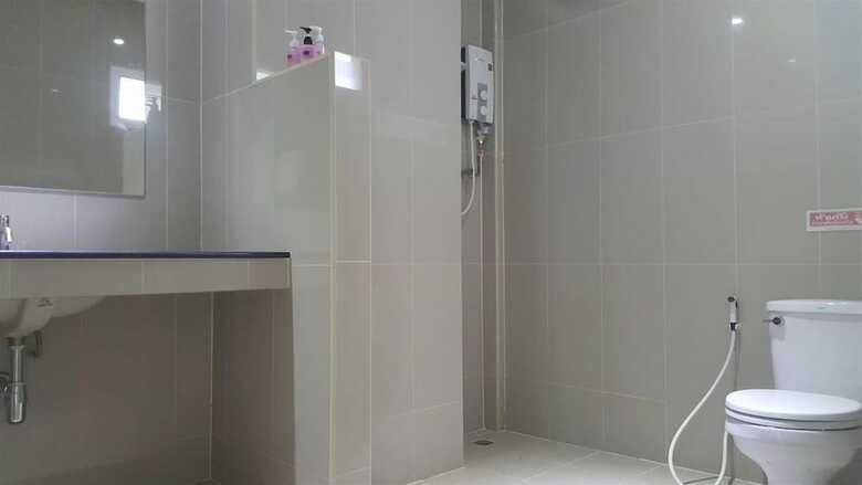 River Residence Saraburi Hotel