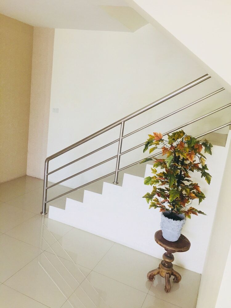 Hotel B Ber House