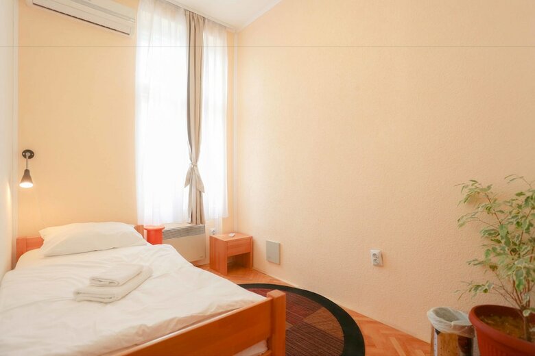 Hostal Hostel Pigeon Square