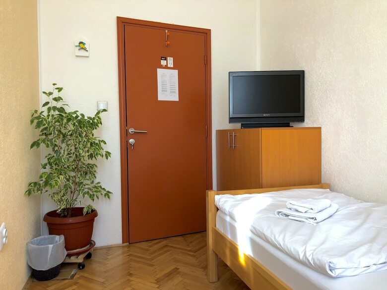 Hostal Hostel Pigeon Square