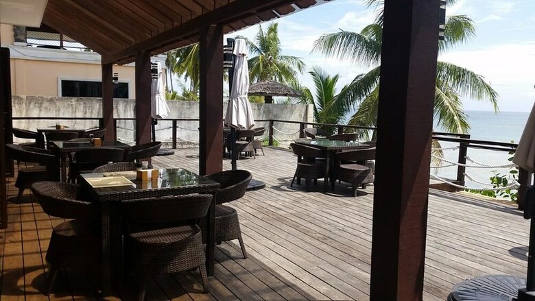 Bed & Breakfast Infinity Sands Resort