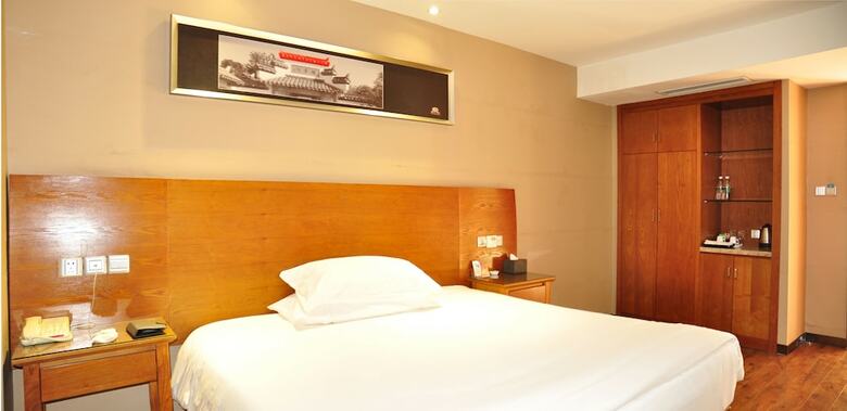 The Posh Hotel