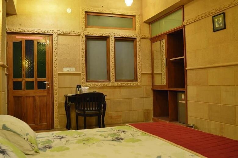 Hotel Jessulkot