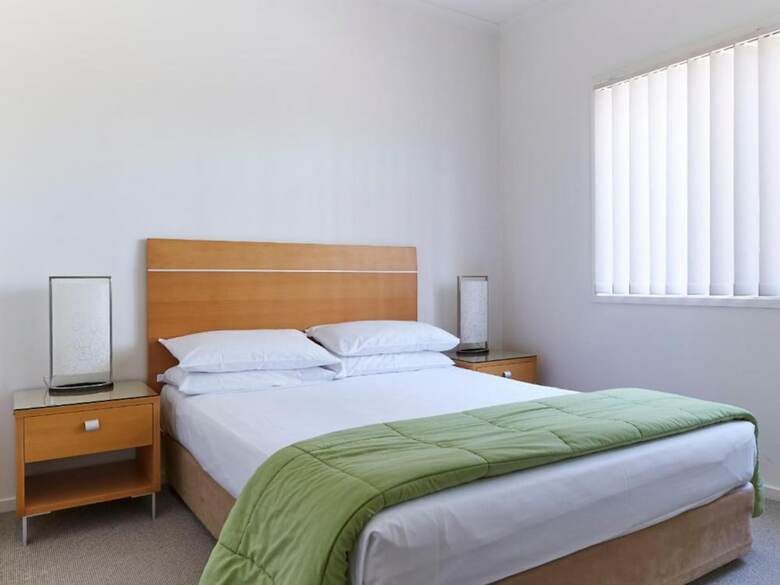 Nrma Treasure Island Holiday Resort