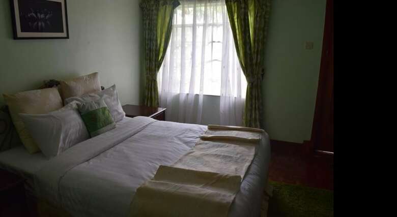 Hotel Adies Garden Suites