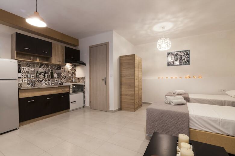Spianada Collection Of Studios & Apartments By Konnect