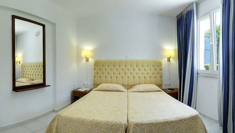 Apartamentos Helion Resort