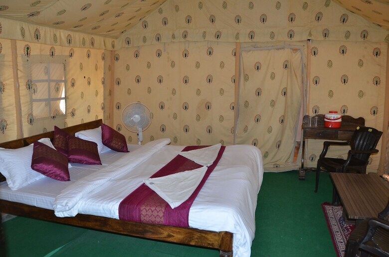 Star Desert Camp