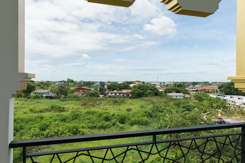 Oasis Hiso Hotel