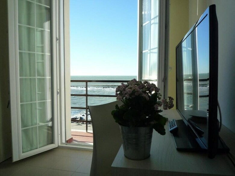 Hotel Casa F.a.c.i.