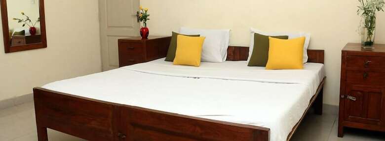 Hotel Happy Planet