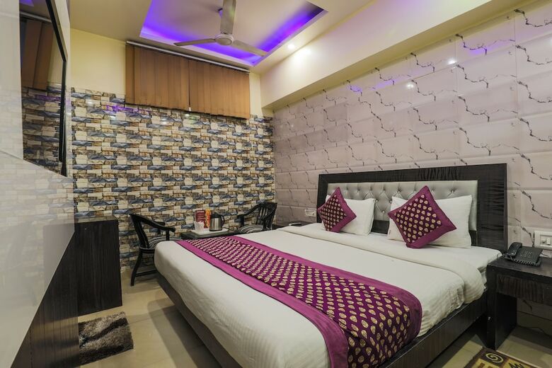 Hotel Guruvas Inn