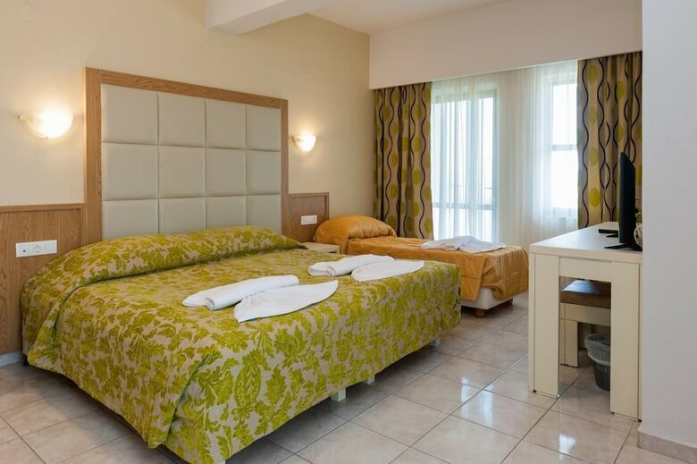 Aparthotel Muses Studios