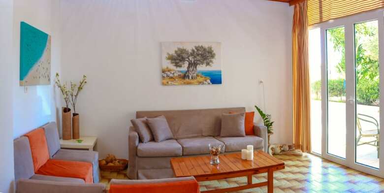 Zorbas Beach Hotel