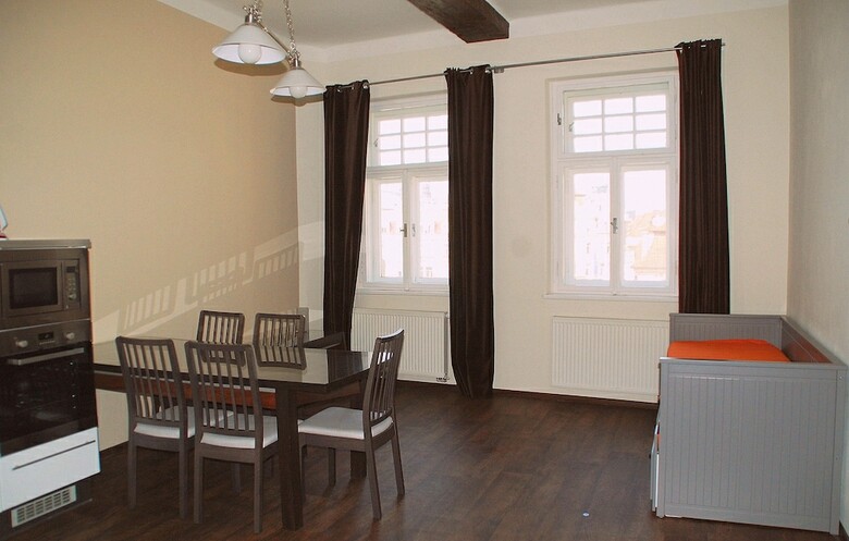 True Old Town Square Apartments