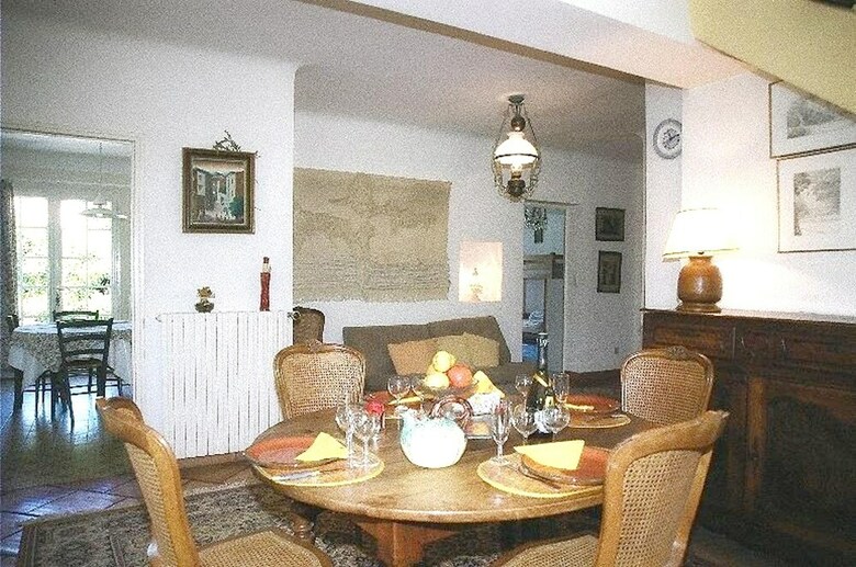 Villa With 3 Bedrooms In C�reste, With Private Pool, Enclosed Garden And Wifi - 50 Km From The Slopes