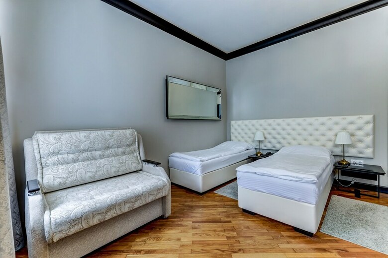 Hotel Guest House "amadey"