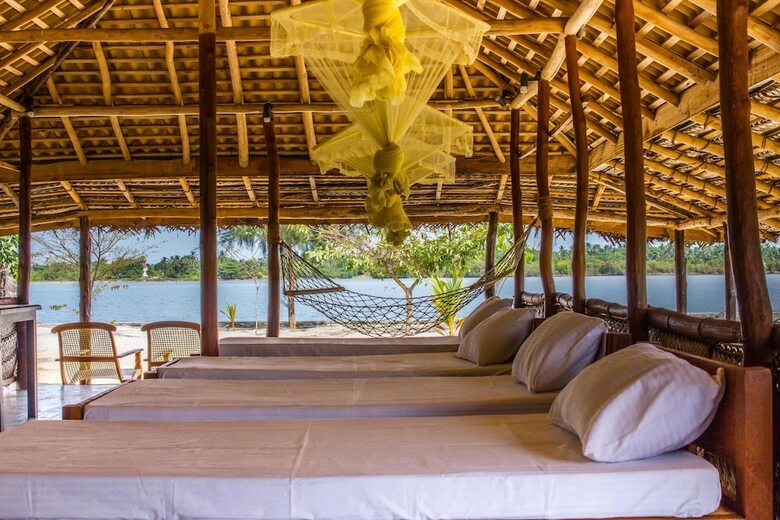 Hotel The Cove Pasikuda