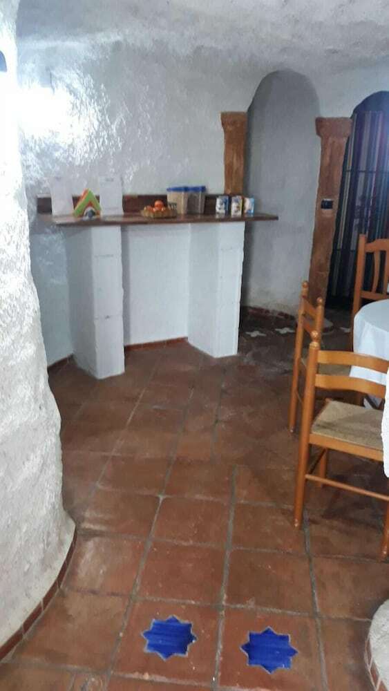 Hostal Ponderosa Cave Retreat