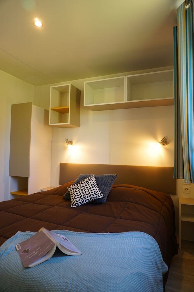 Camping De L'�le
