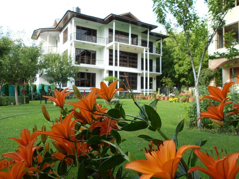 Hotel Premier Pahalgam