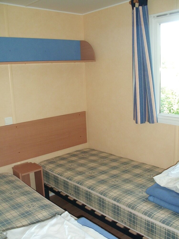 Camping De La Porte D'arroux