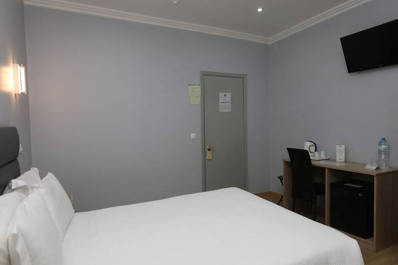 Hotel O El�trico Guesthouse