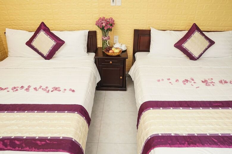 Gina Hotel
