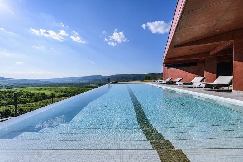 Wine & Heritage Hotel Roxanich