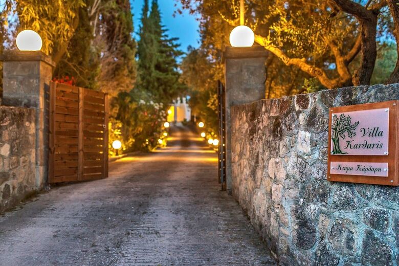 Kardaris Villa
