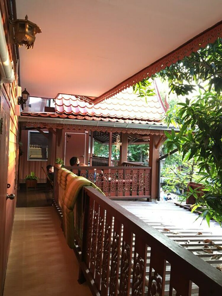 Hotel Baan Khun Ya Ayutthaya
