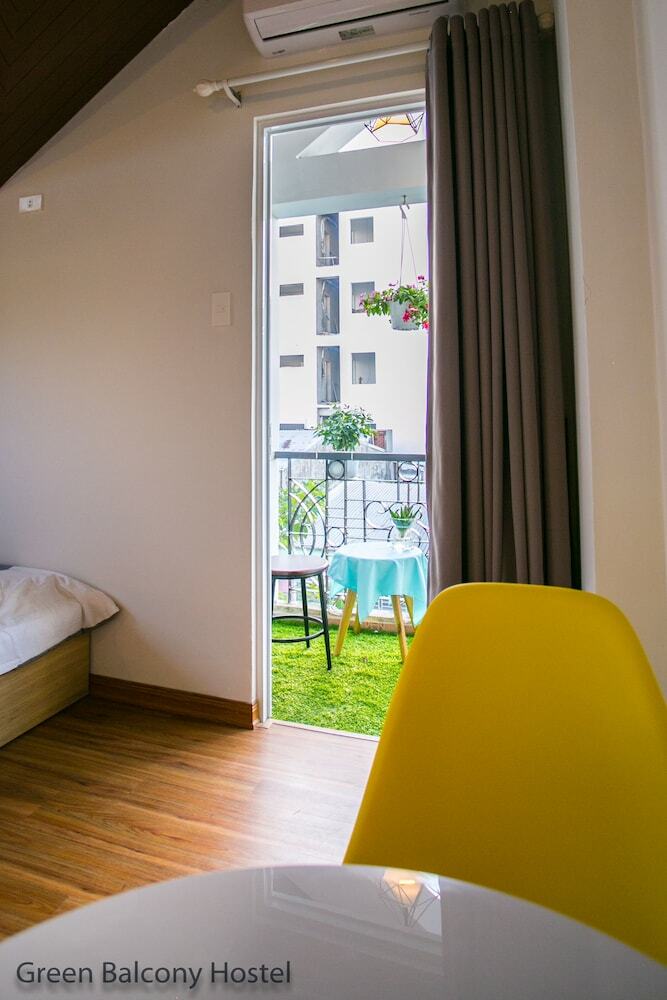 Hostal Green Balcony Hostel & Coffee