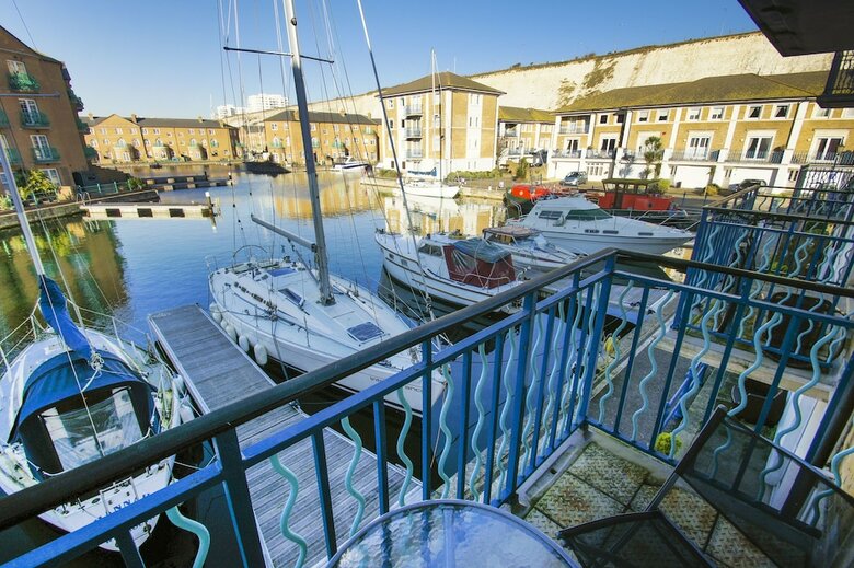Brighton Marina Apartment