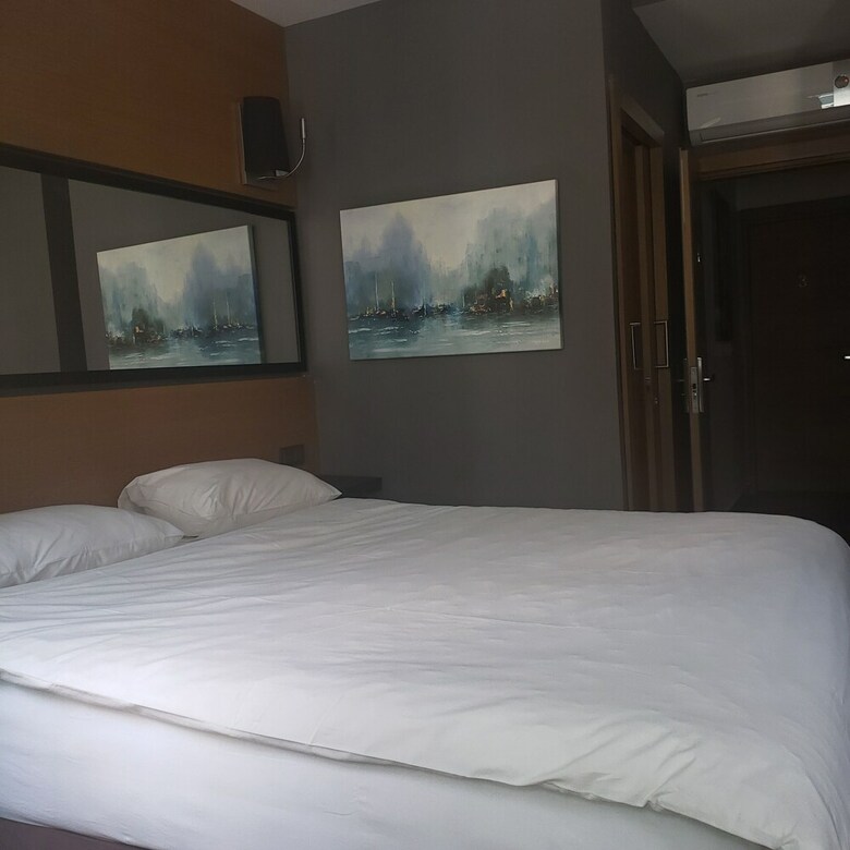 Ottoman Apart