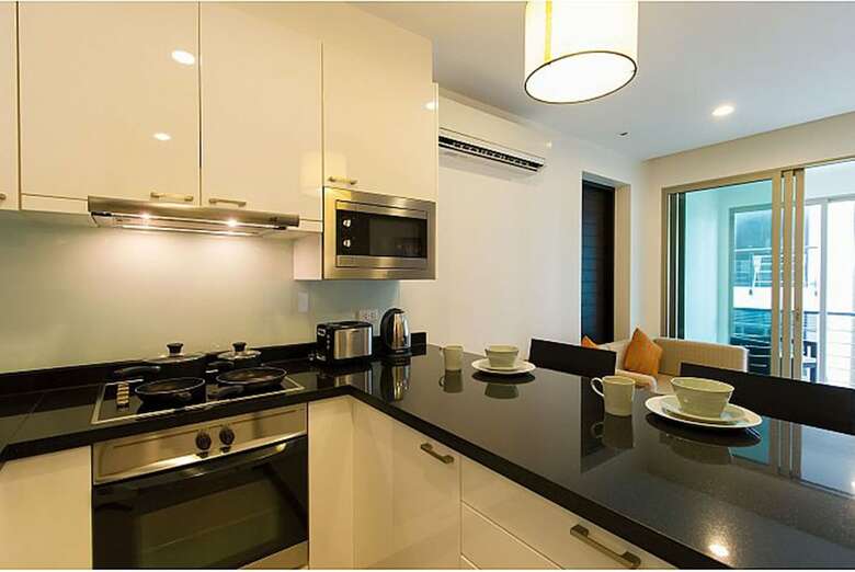N211 Regent Apartments