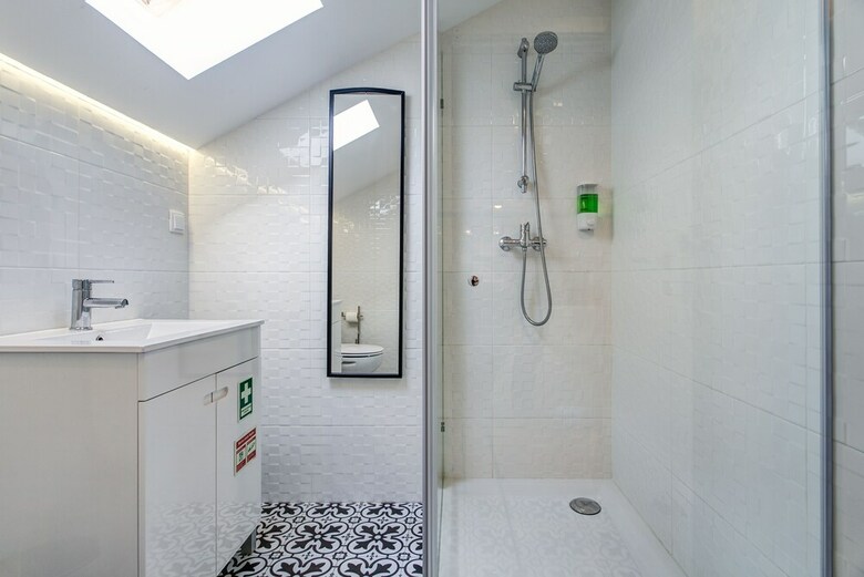 Hotel Home Out Rooms & Apartments