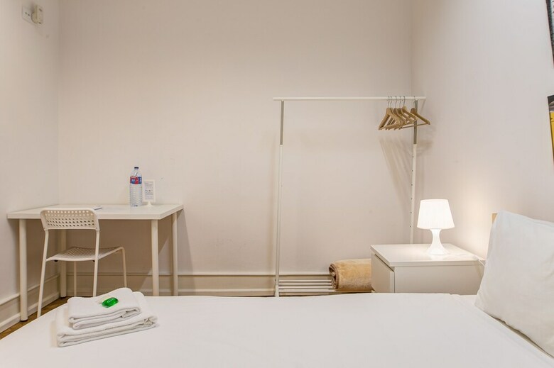 Hotel Home Out Rooms & Apartments